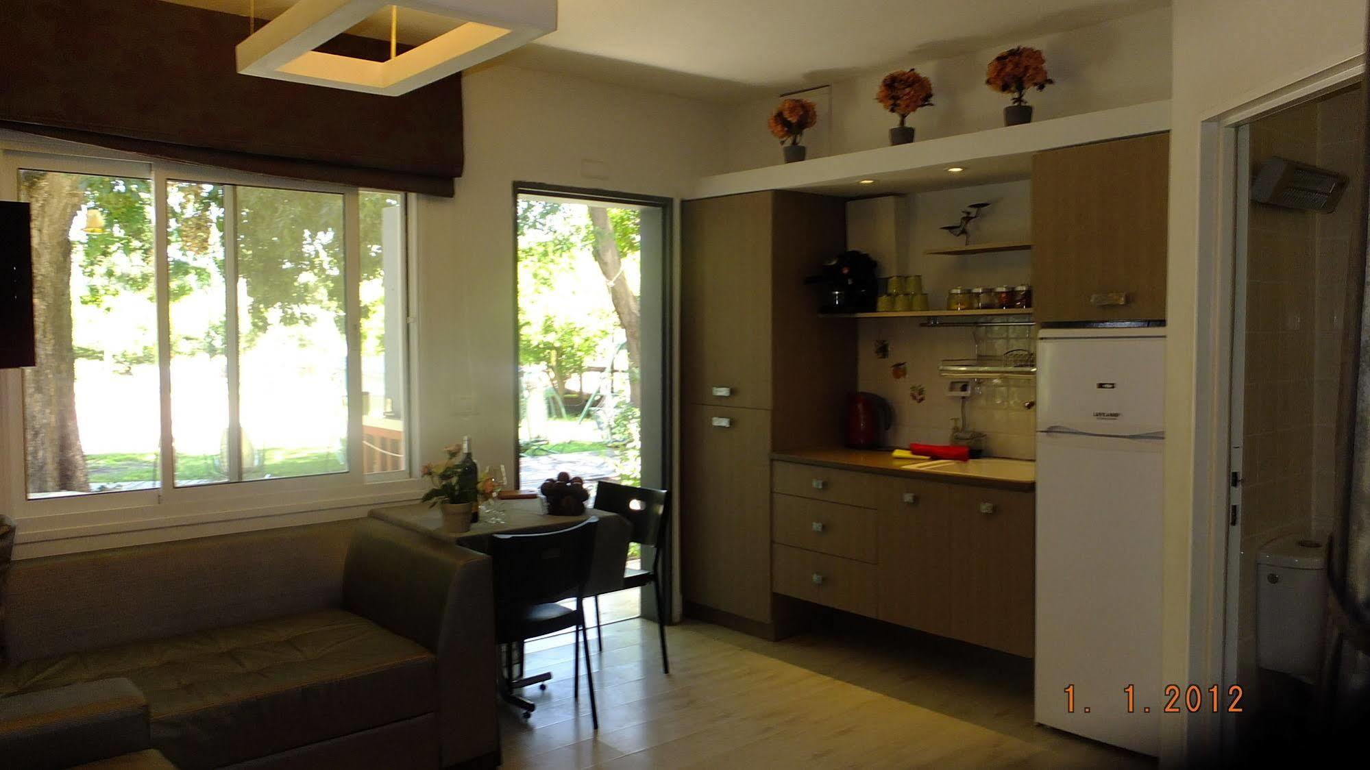Nuriel Fruit & Guest House Sheʼar Yashuv Eksteriør bilde